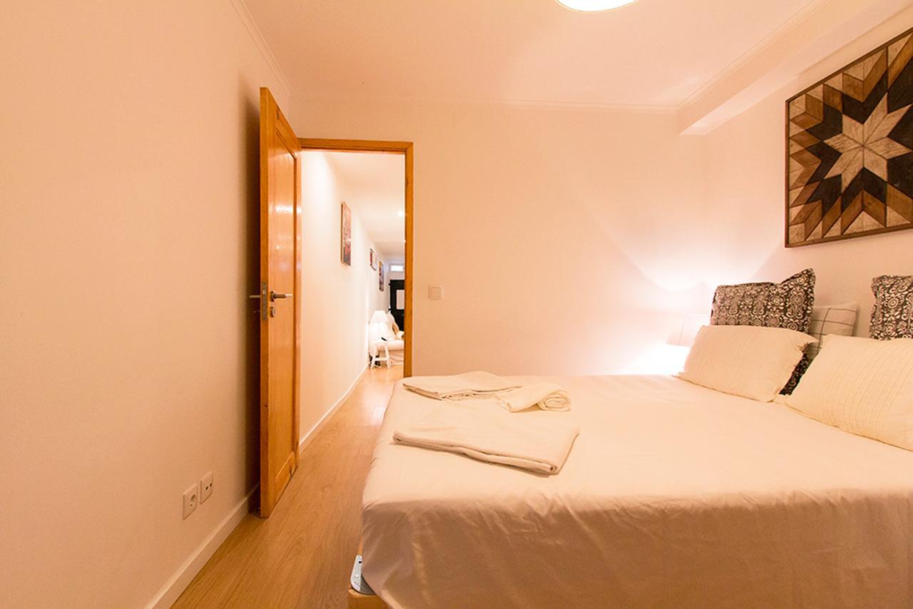 Cosy Chiado By Homing Lejlighed Lisboa Eksteriør billede